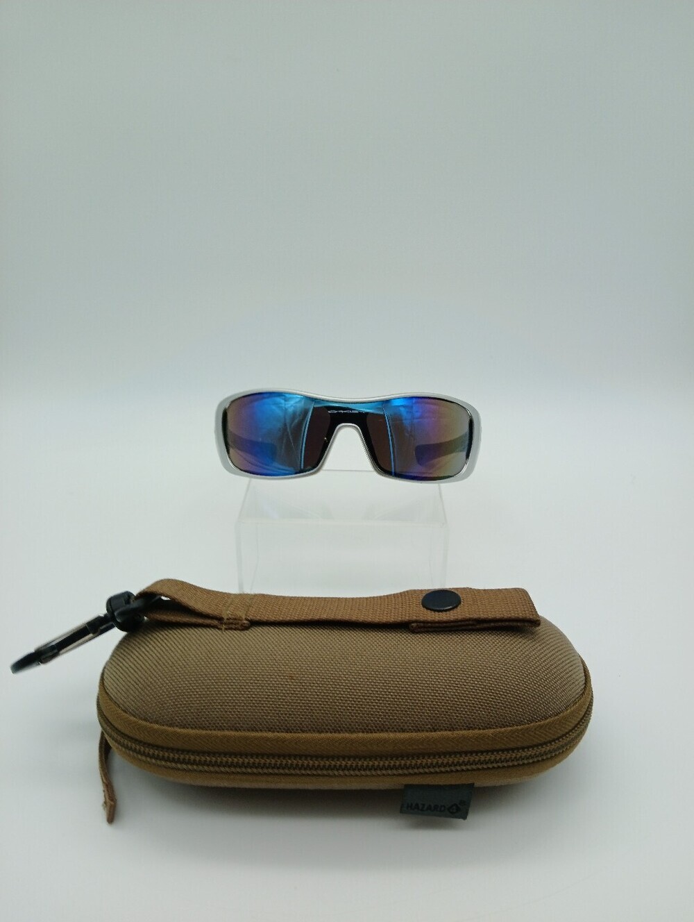 Oakley Blue Mirrored Sunglasses BMC-016